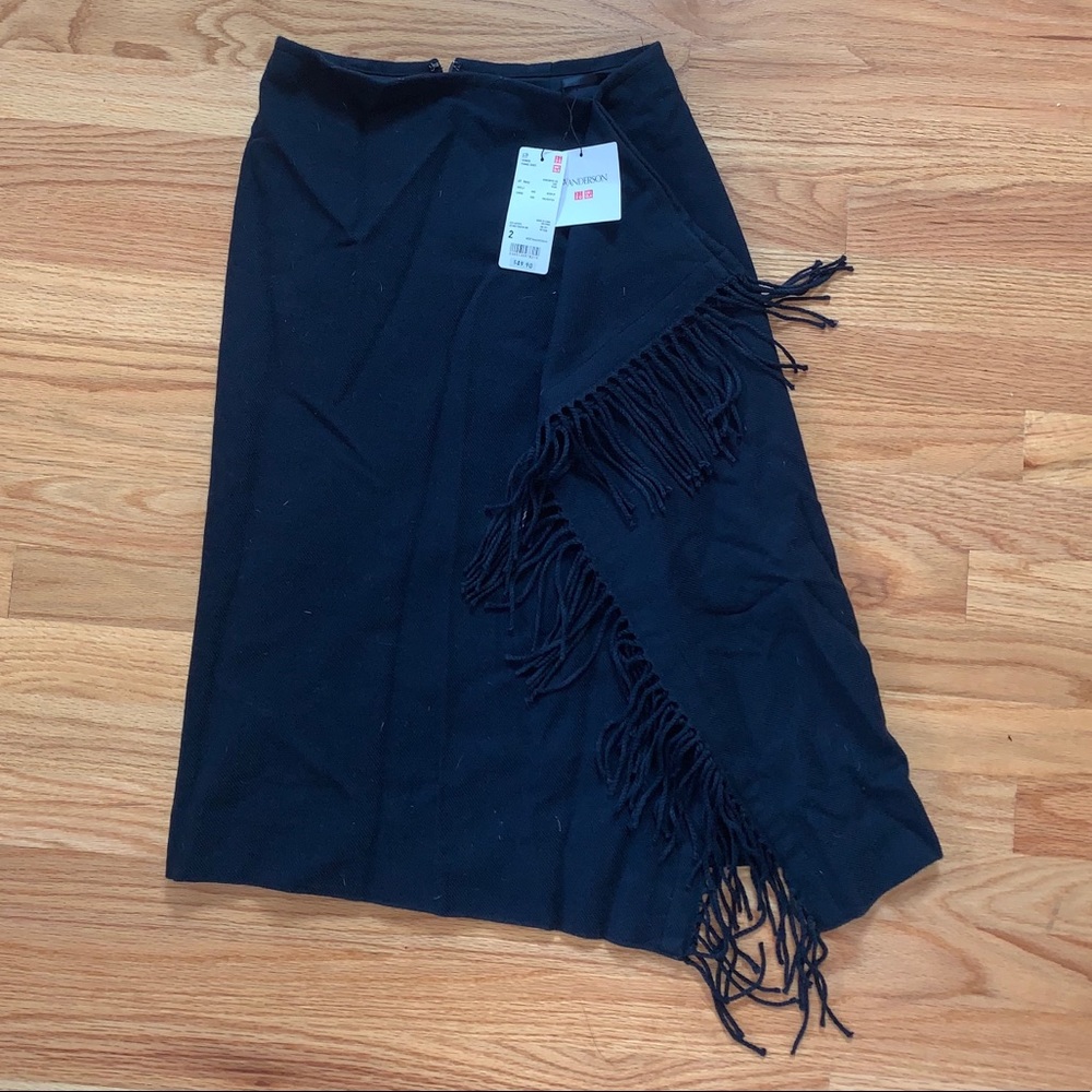 JWAnderson x Uniqlo skirt